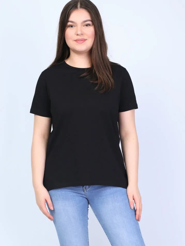 Basic plain T-shirt