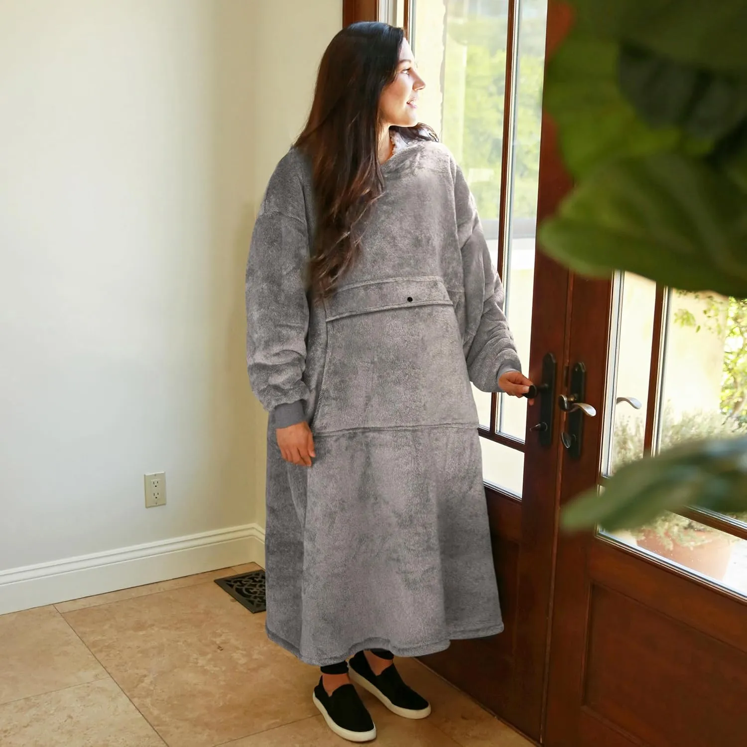 Catalonia Oversized Blanket Hoodie Sweatshirt, Wearable Sherpa Lounging Pullover for Adults Women Men